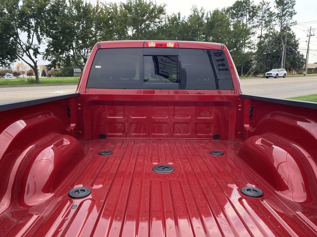 New 2026 RAM 2500 Tradesman AWD/4WD image 9