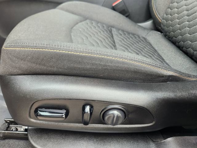 Used 2021 Chevrolet Equinox LT image 9