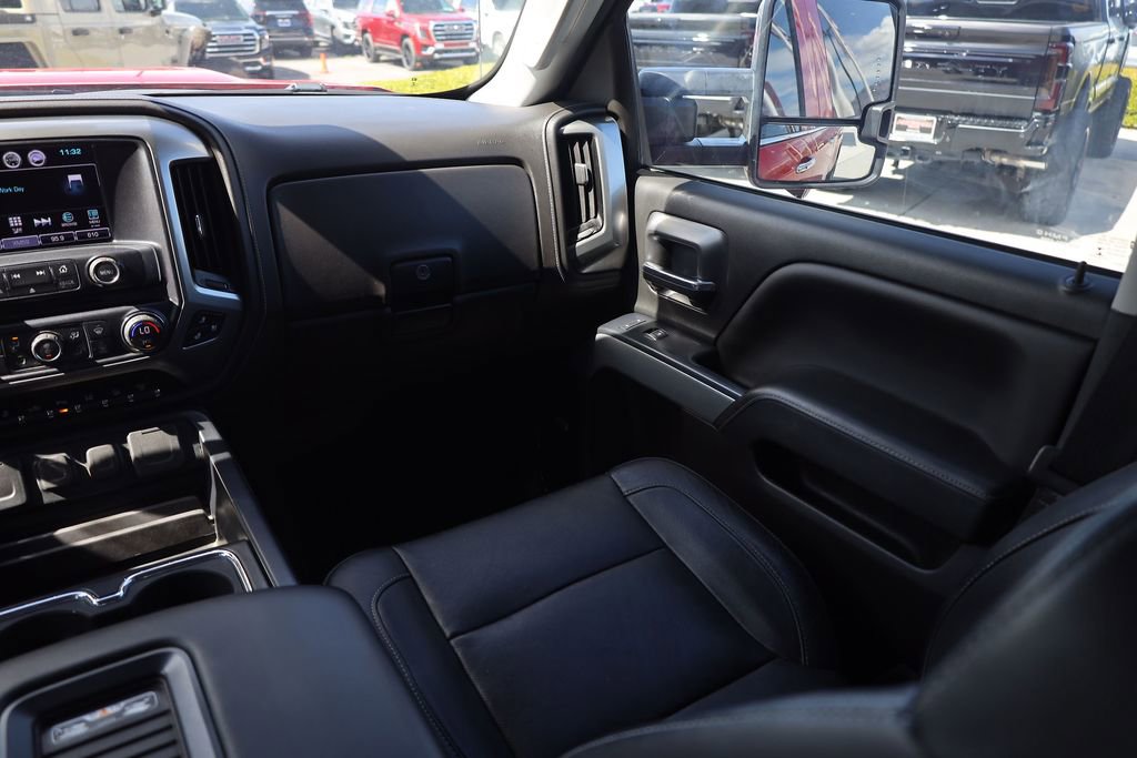 Used 2018 Chevrolet Silverado 2500 LTZ w/ Duramax Plus Package image 20