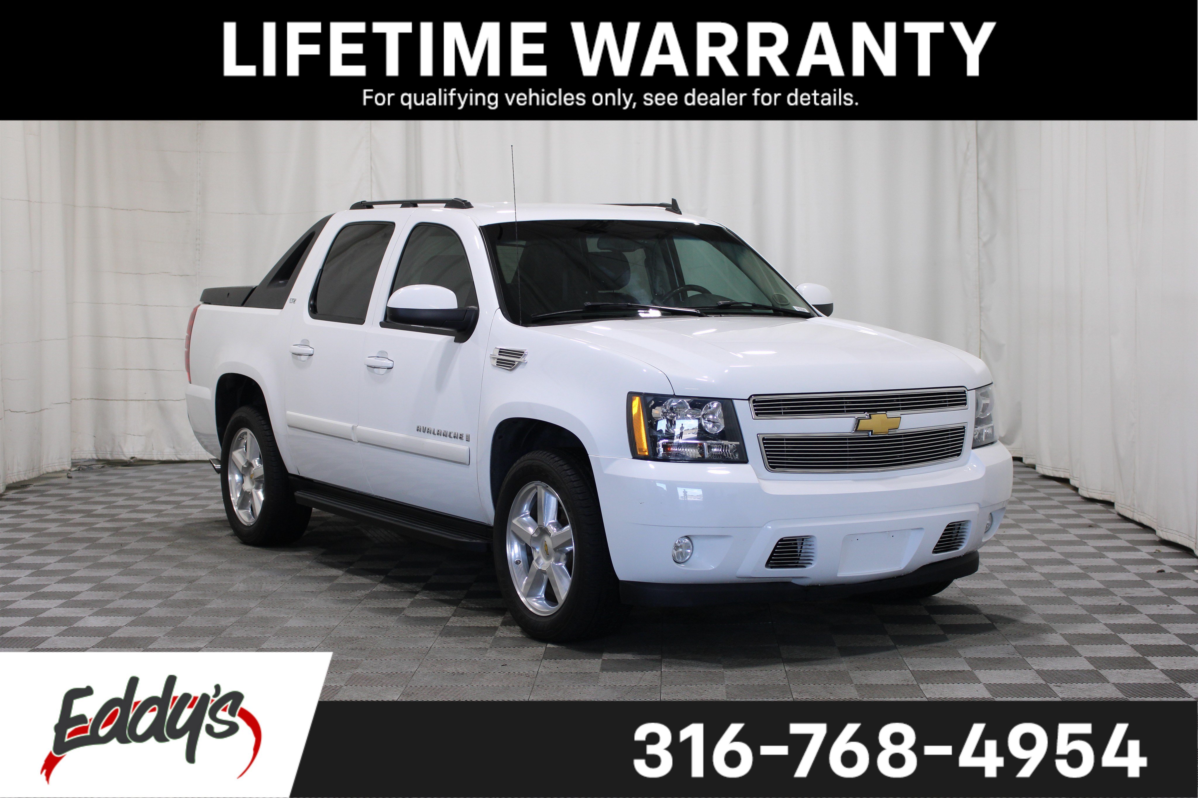 Used 2007 Chevrolet Avalanche LTZ w/ LTZ Preferred Equipment Group AWD/4WD image 1