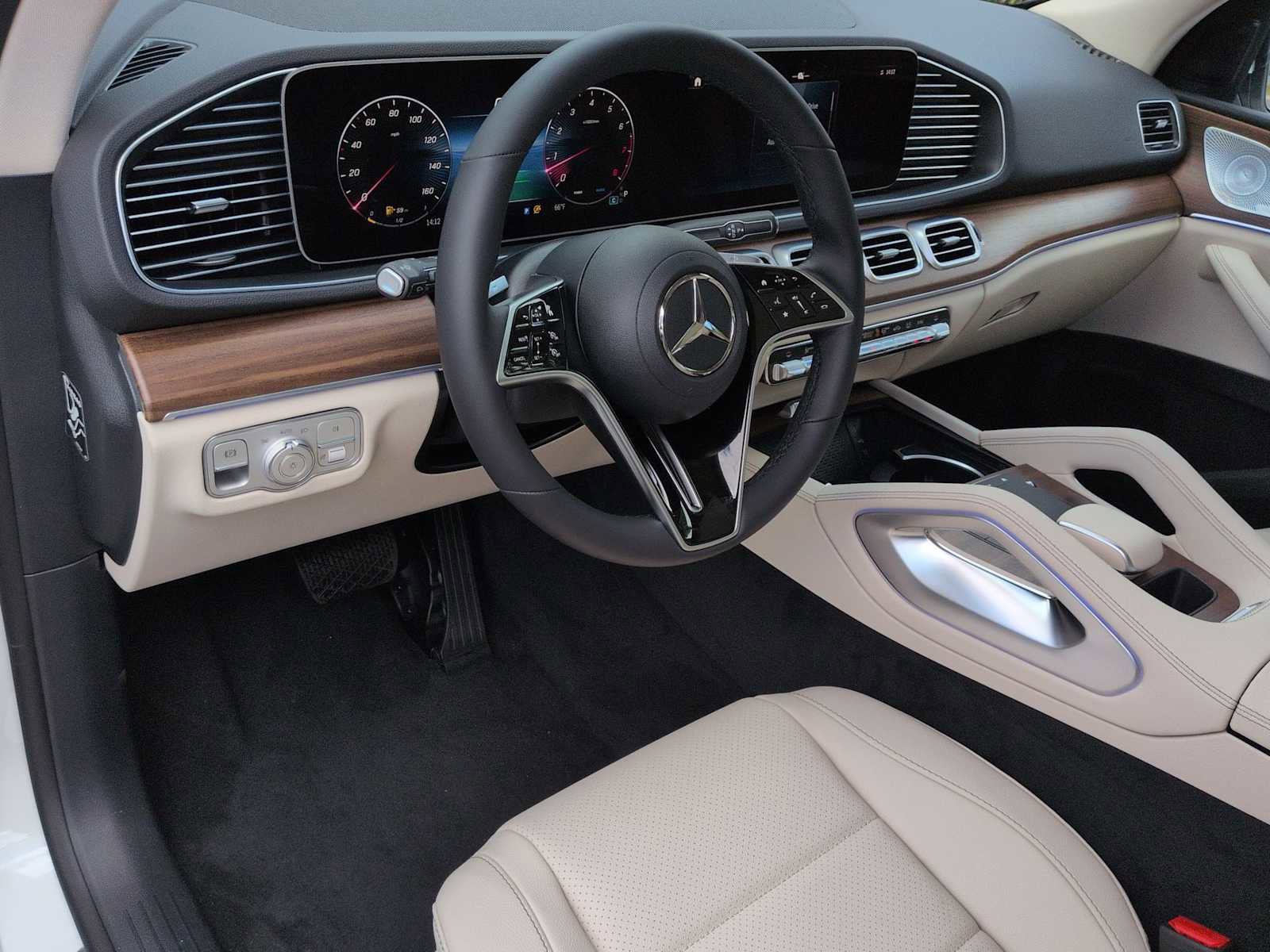 Certified 2026 Mercedes-Benz GLE 350 4MATIC image 10