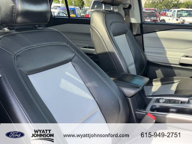 Used 2023 Ford Explorer XLT w/ Equipment Group 202A image 27