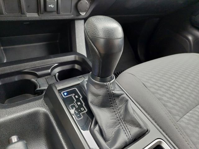 Used 2022 Toyota Tacoma SR image 28