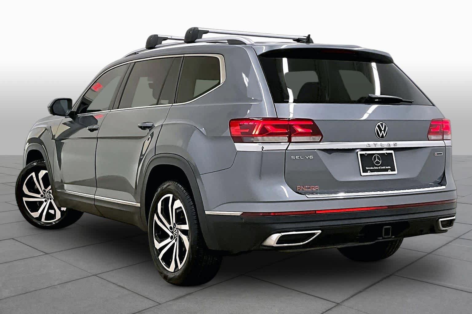 Used 2021 Volkswagen Atlas SEL Premium AWD/4WD image 12