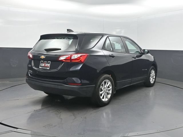 Used 2020 Chevrolet Equinox LS FWD image 32