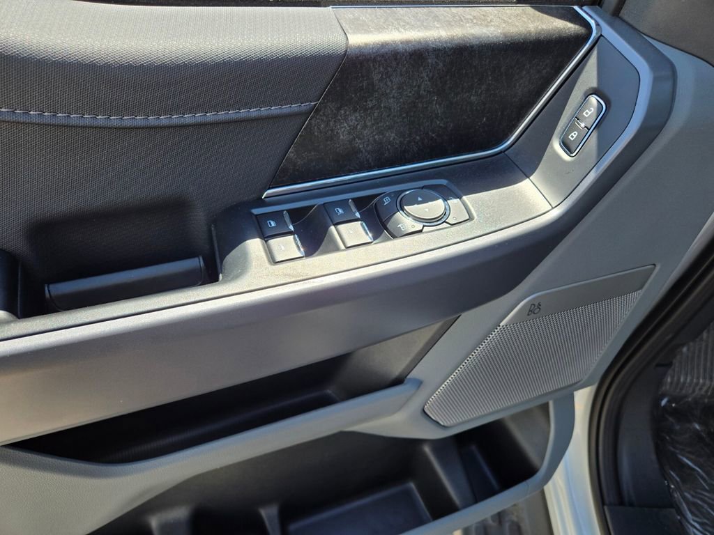 New 2025 Ford F150 Lightning Flash AWD/4WD image 14