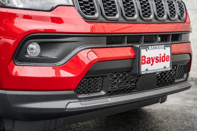 New 2026 Jeep Compass Latitude image 12