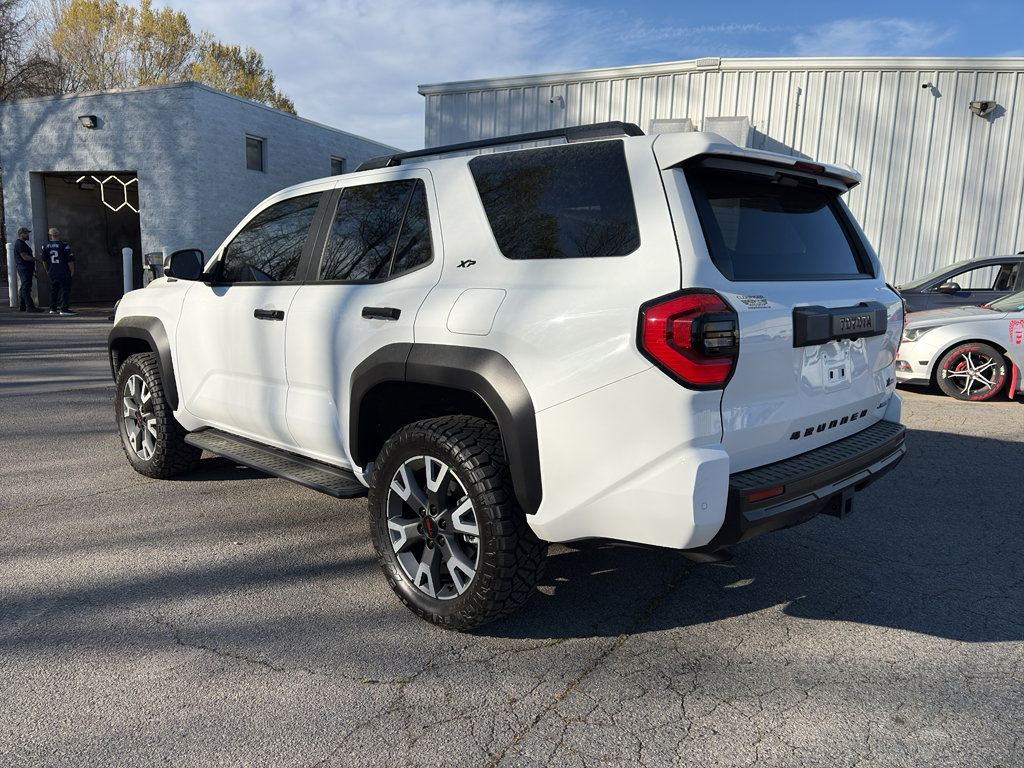 Used 2025 Toyota 4Runner TRD Off-Road image 8