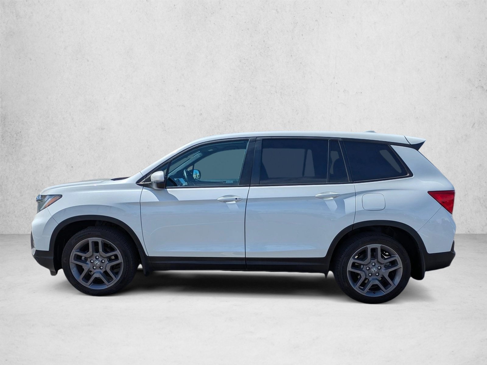 Used 2022 Honda Passport EX-L image 9