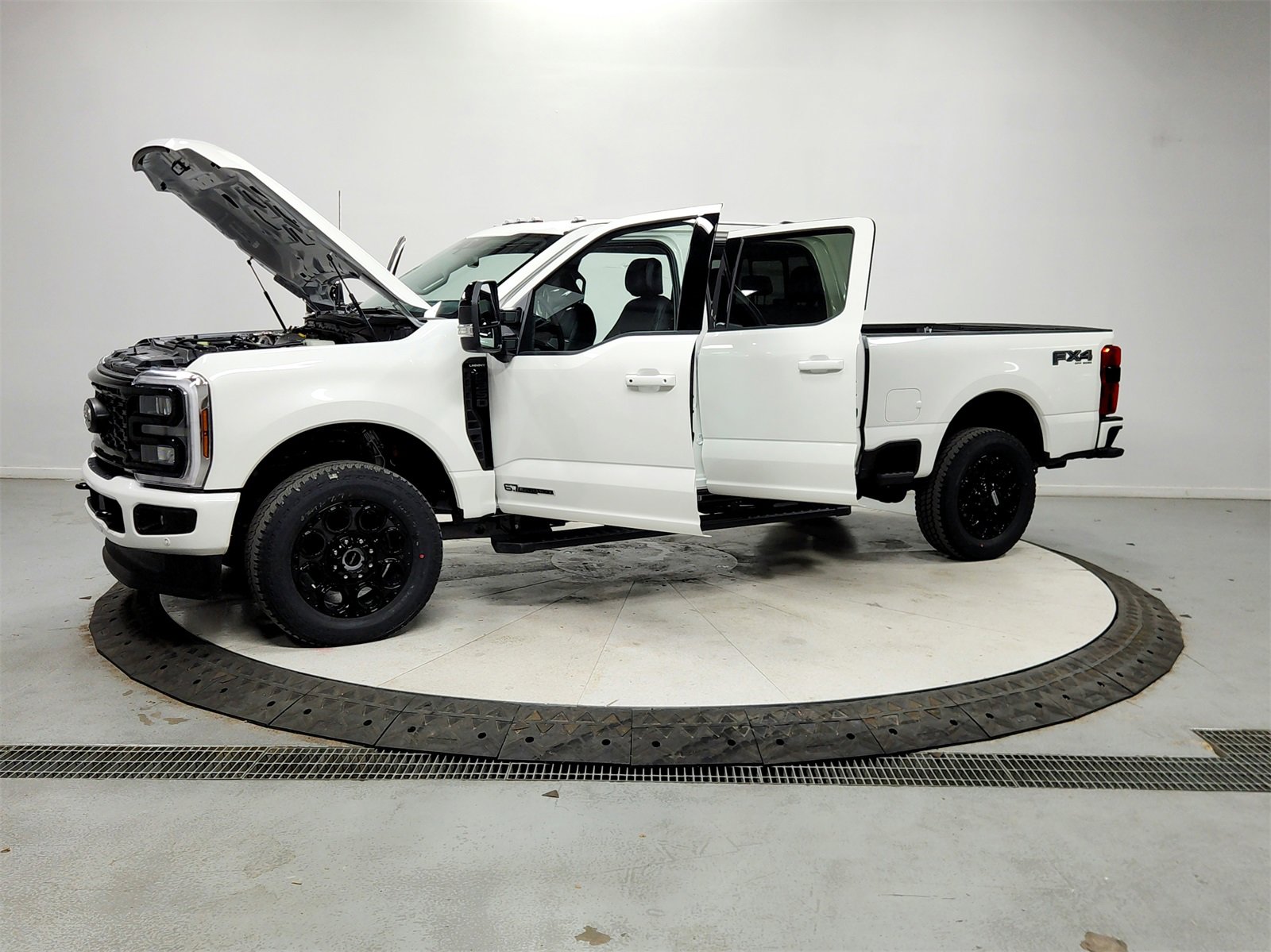 New 2026 Ford F350 Lariat w/ Black Appearance Package image 11