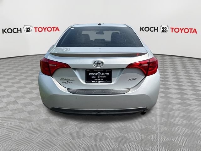 Used 2018 Toyota Corolla XSE FWD image 7