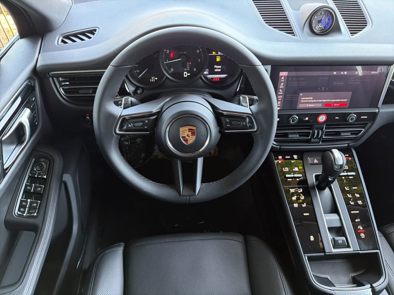 New 2026 Porsche Macan AWD/4WD image 15