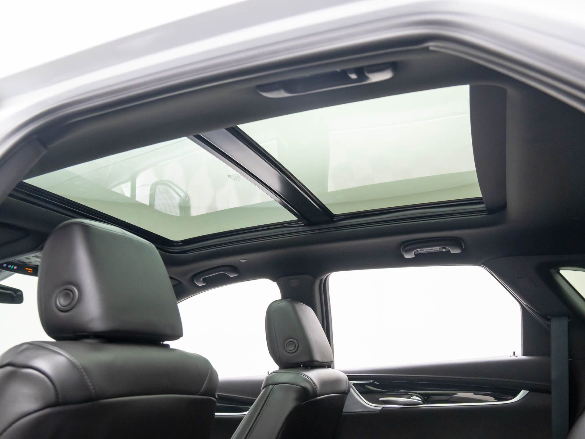 New 2025 Cadillac XT5 Premium Luxury image 18