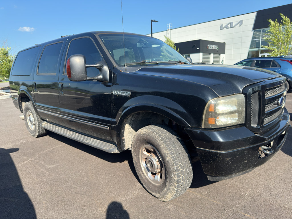 Used 2005 Ford Excursion Limited AWD/4WD image 5