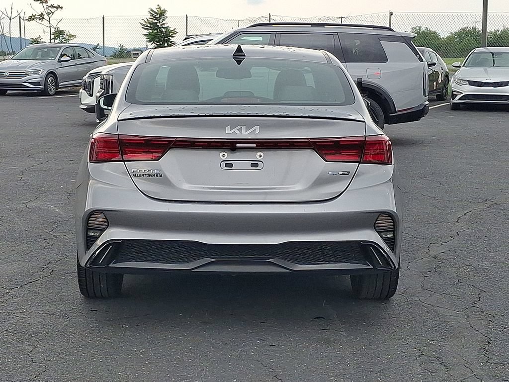 Certified 2023 Kia Forte GT-Line FWD image 5