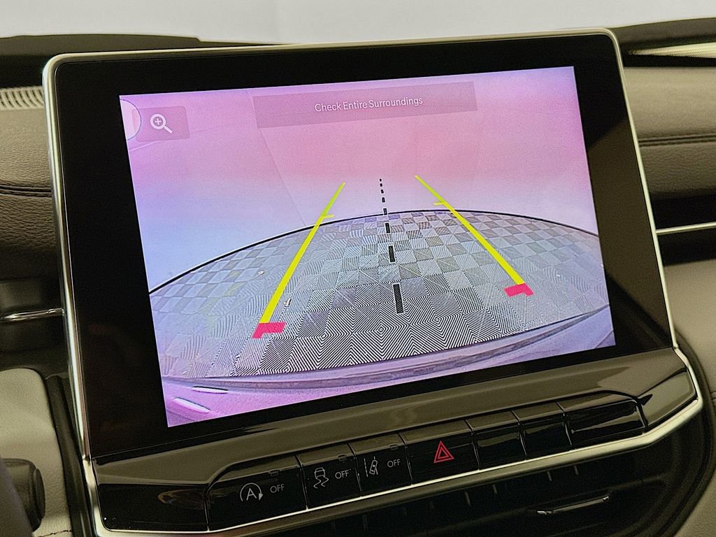 Used 2023 Jeep Compass Limited image 21