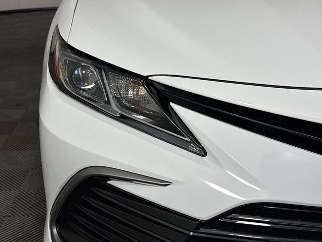 Used 2024 Toyota Camry LE w/ Convenience Package FWD image 3