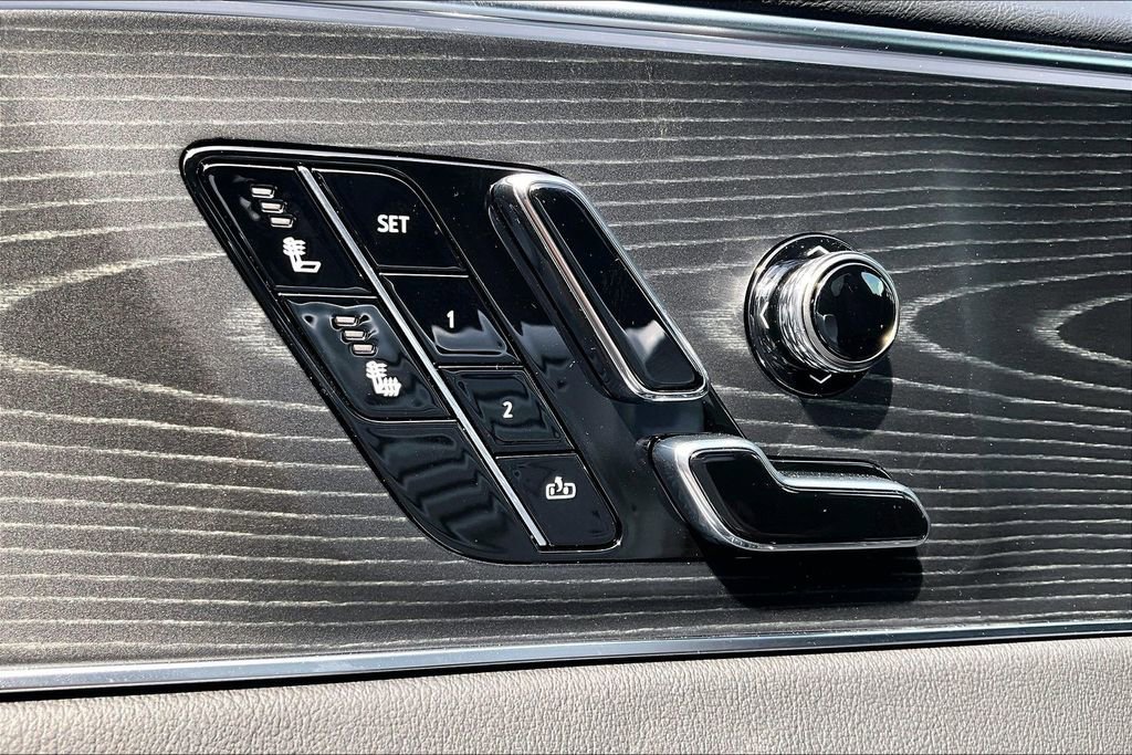 New 2026 Cadillac Lyriq Sport image 18