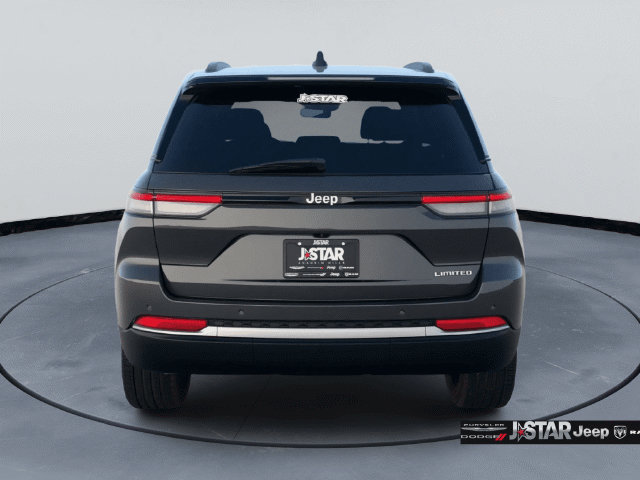 New 2026 Jeep Grand Cherokee Limited RWD image 6