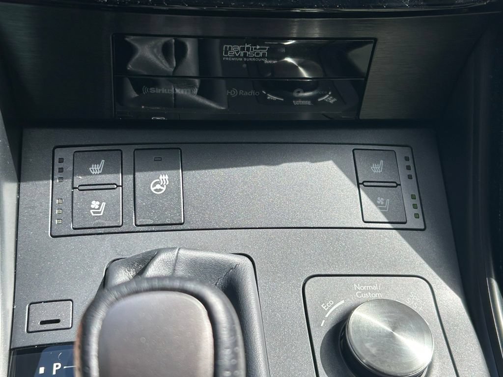 Used 2025 Lexus IS 500 w/ Accessory Package 2 RWD image 30