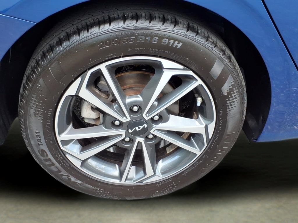 Used 2024 Kia Forte LXS w/ LXS Technology Package FWD image 34
