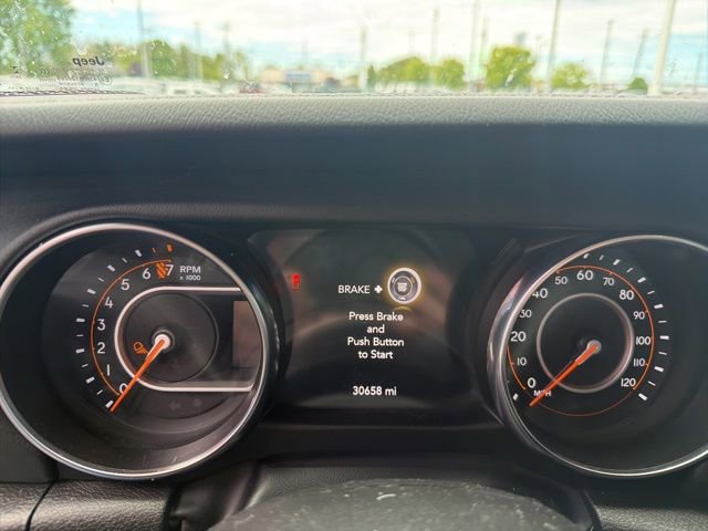 Used 2022 Jeep Gladiator Overland w/ Popular Equipment Package AWD/4WD image 15