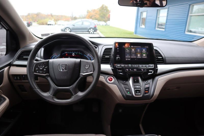 Used 2019 Honda Odyssey EX image 11