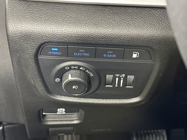 Used 2024 Jeep Grand Cherokee Limited 4xe image 19