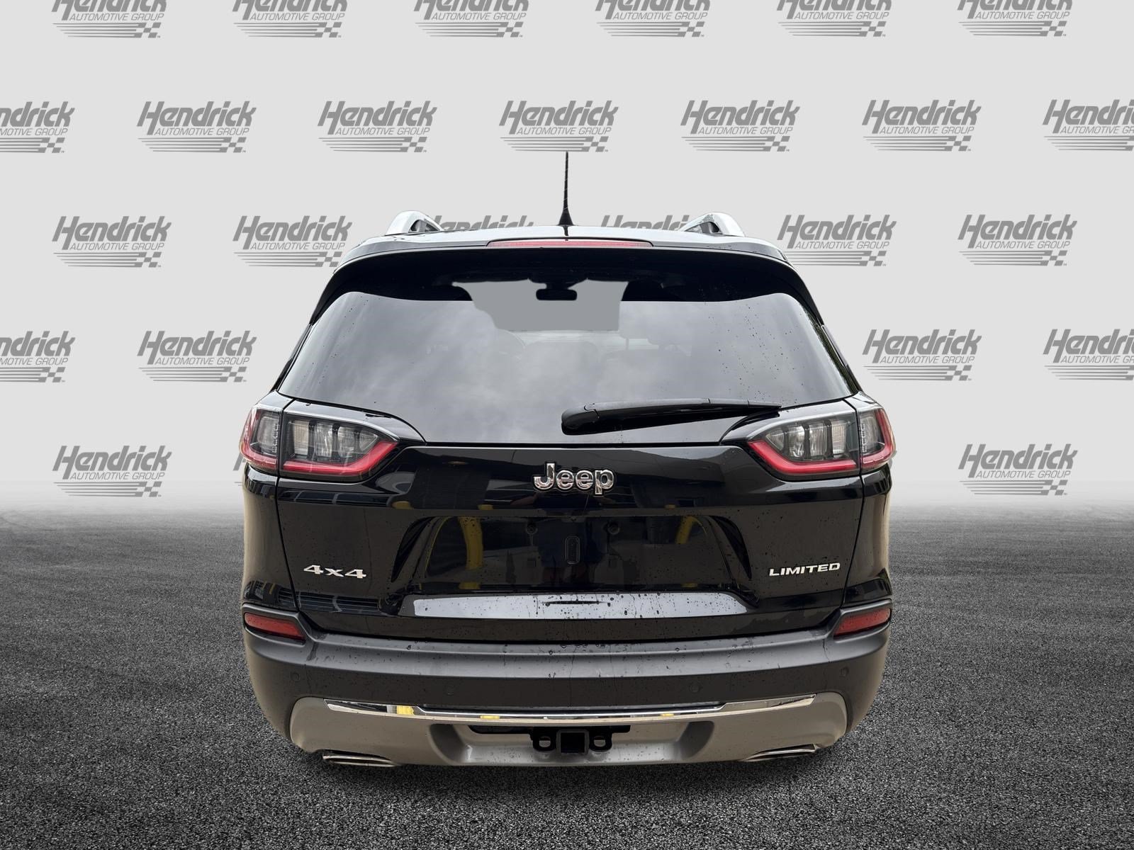 Used 2021 Jeep Cherokee Limited w/ Trailer Tow Group AWD/4WD image 9