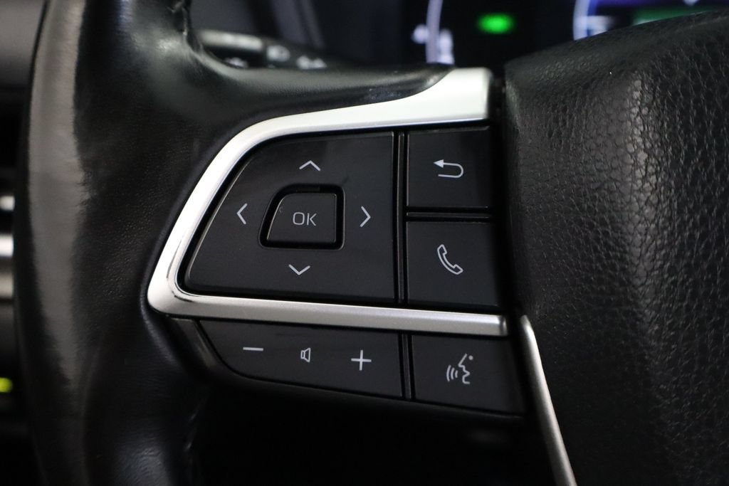 Used 2024 Toyota Grand Highlander AWD Hybrid image 23