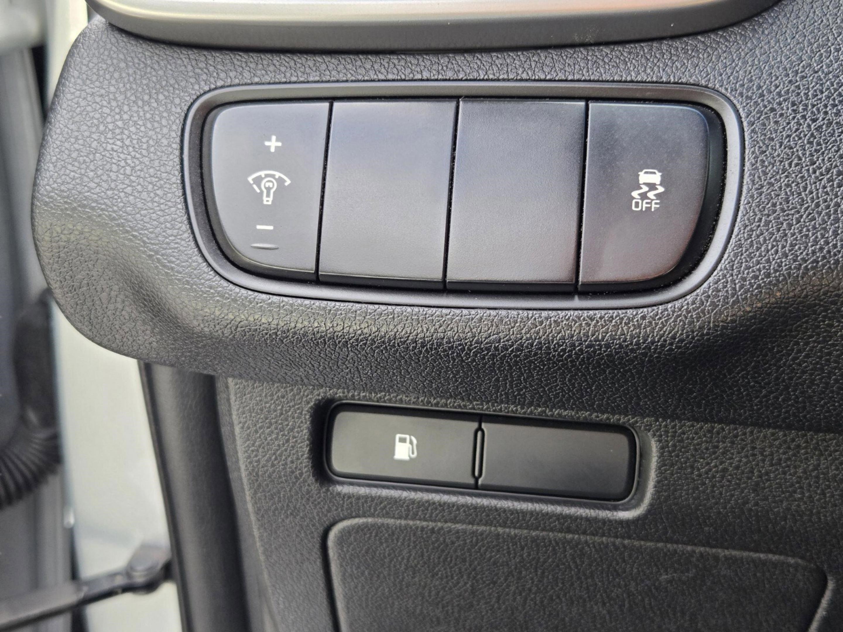 Used 2020 Kia Sorento FWD V6 image 37