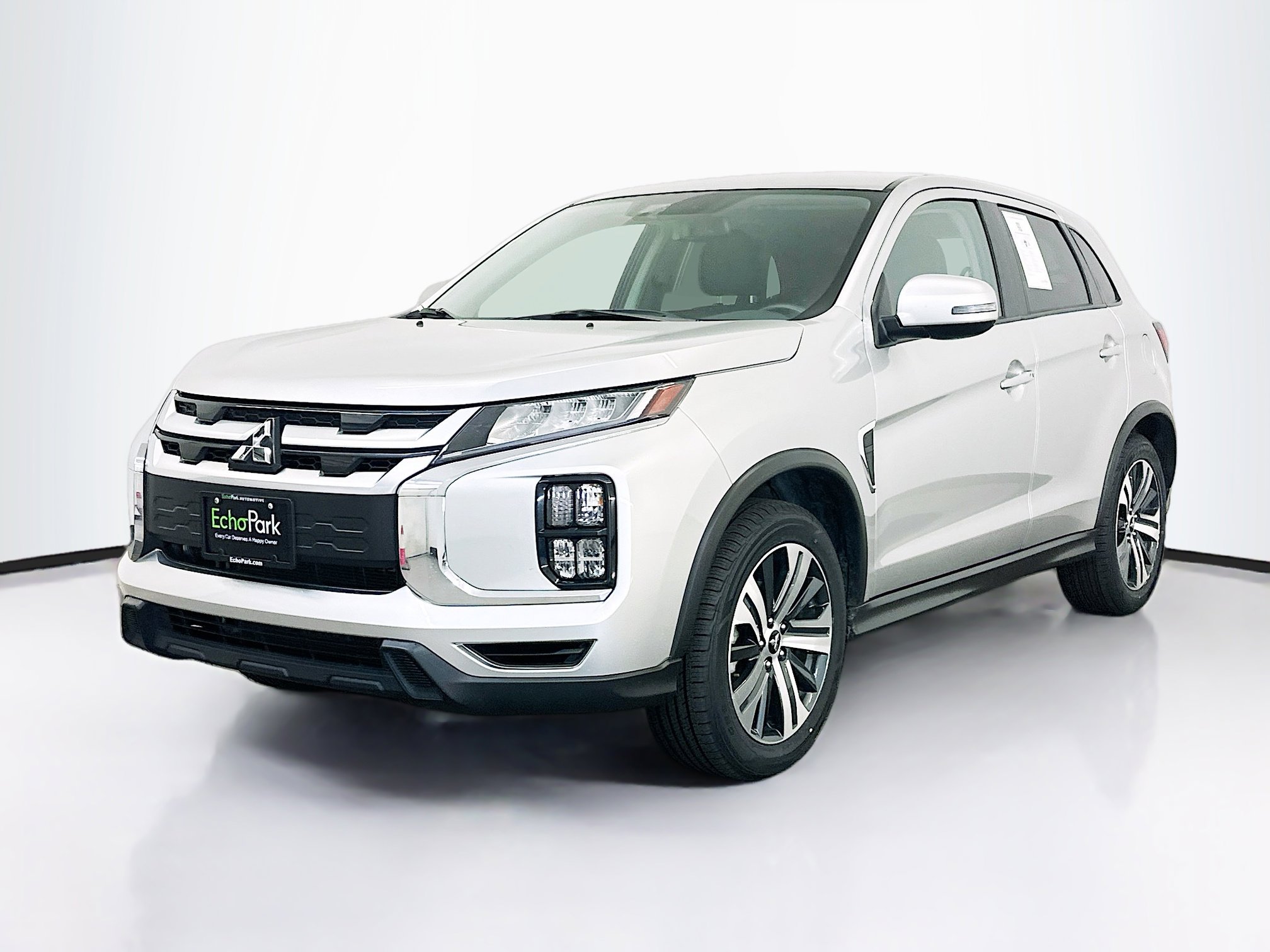 Used 2024 Mitsubishi Outlander Sport SE image 3