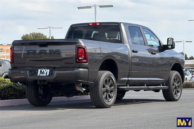 Used 2025 RAM 2500 Big Horn AWD/4WD image 4