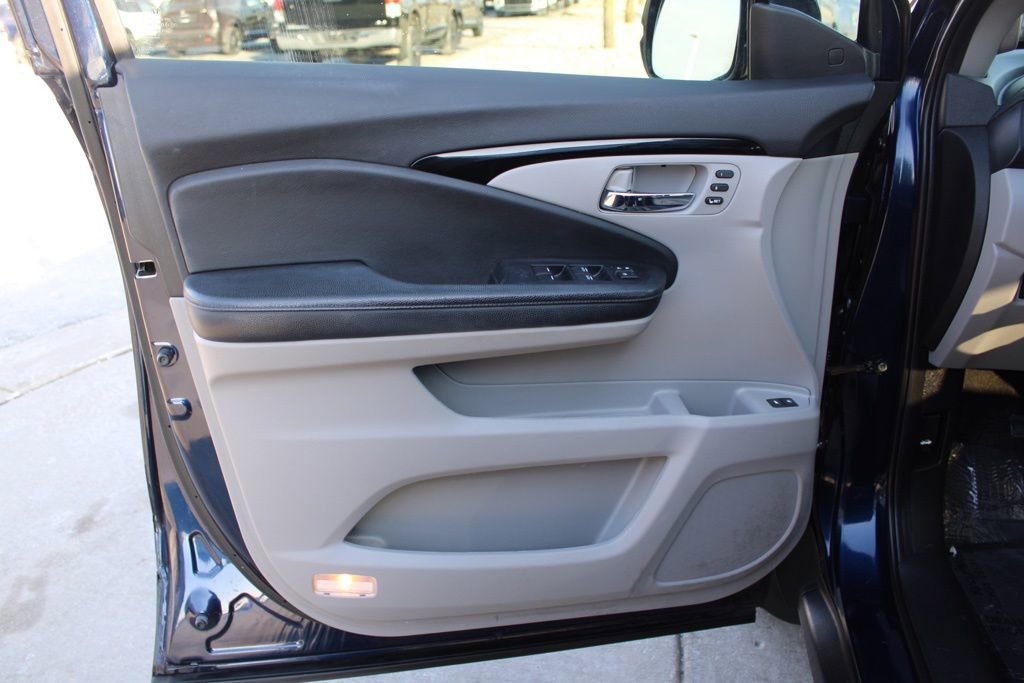 Used 2019 Honda Pilot Elite image 20