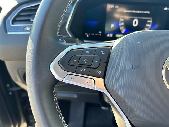Certified 2023 Volkswagen Tiguan SE image 19