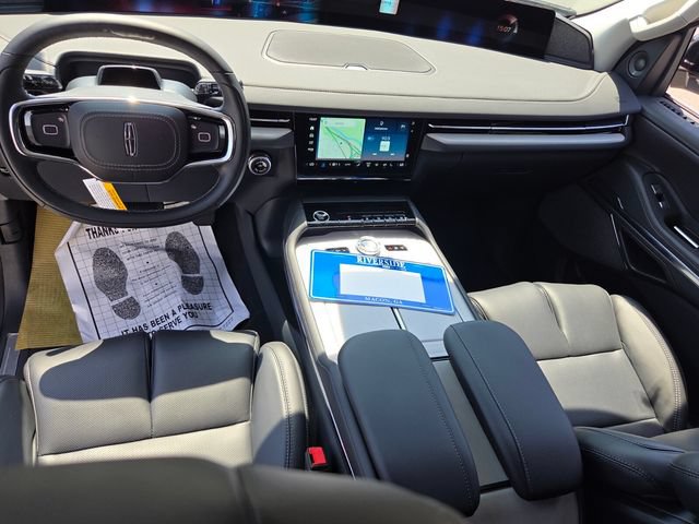 New 2027 Lincoln Navigator Reserve AWD/4WD image 16