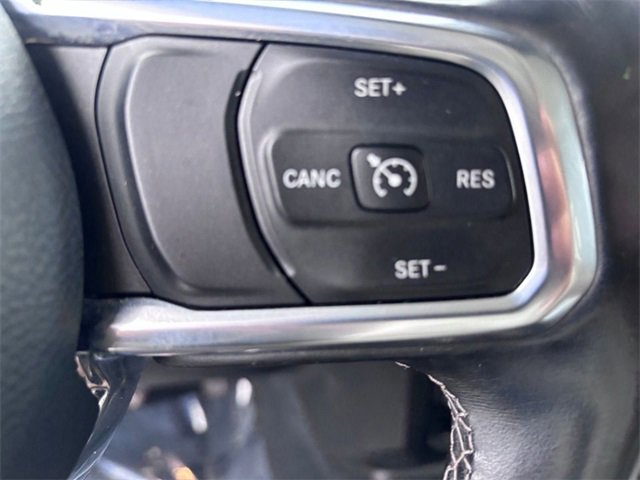 Certified 2020 Jeep Gladiator Overland image 17