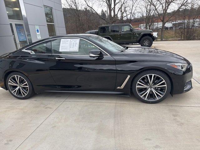 Used 2022 INFINITI Q60 3.0t Luxe w/ Cargo Package image 3