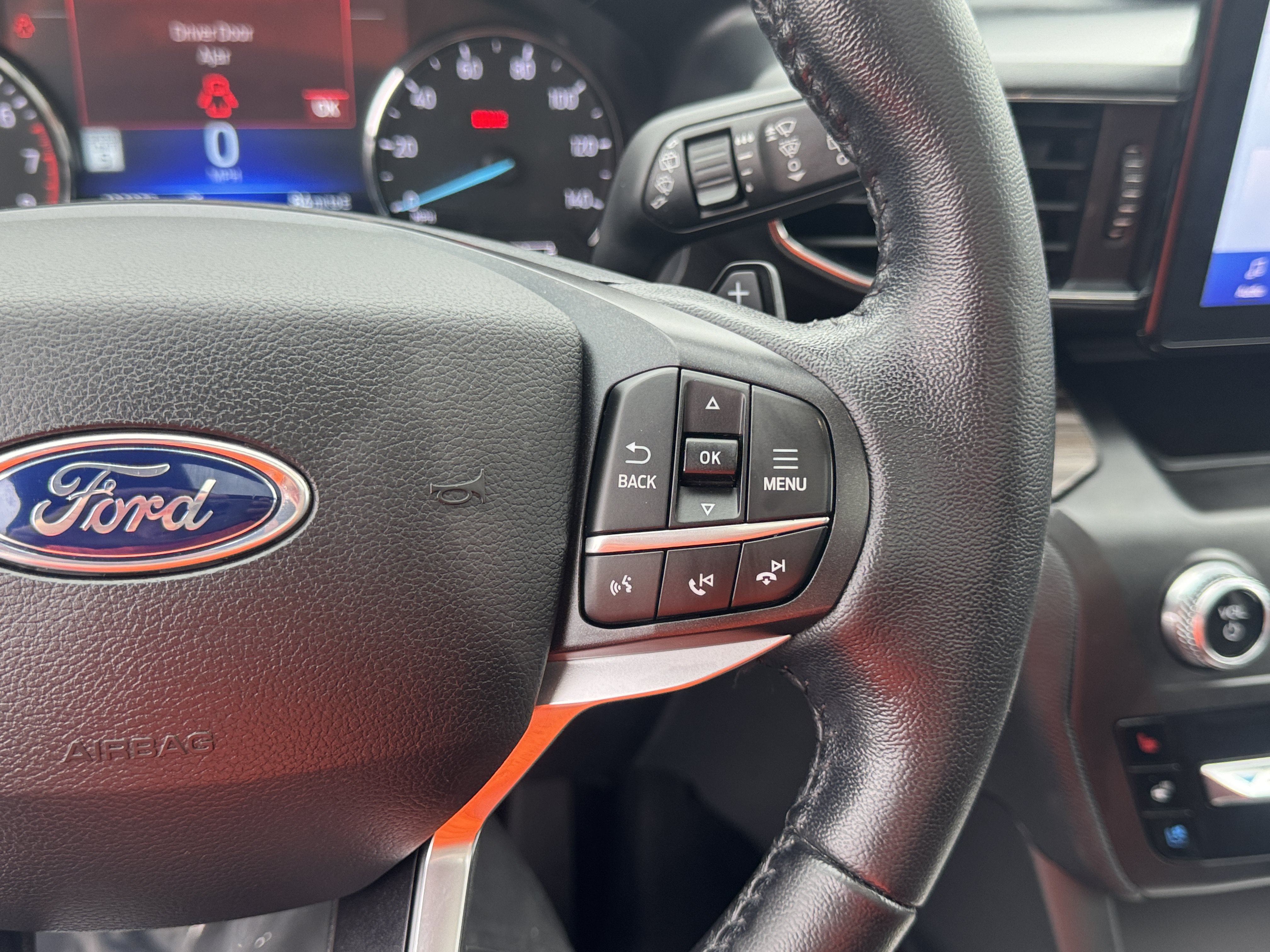 Used 2020 Ford Explorer Limited AWD/4WD image 22