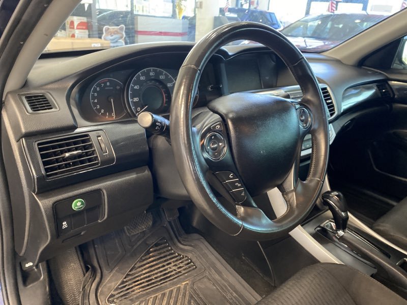 Used 2015 Honda Accord Sport image 6