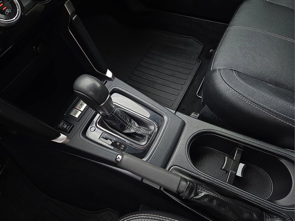 Used 2017 Subaru Forester 2.5i Touring image 21