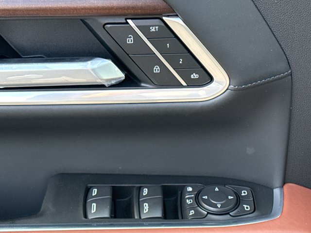New 2026 GMC Sierra 2500 Denali Ultimate w/ LPO, Black Badging Package AWD/4WD image 18