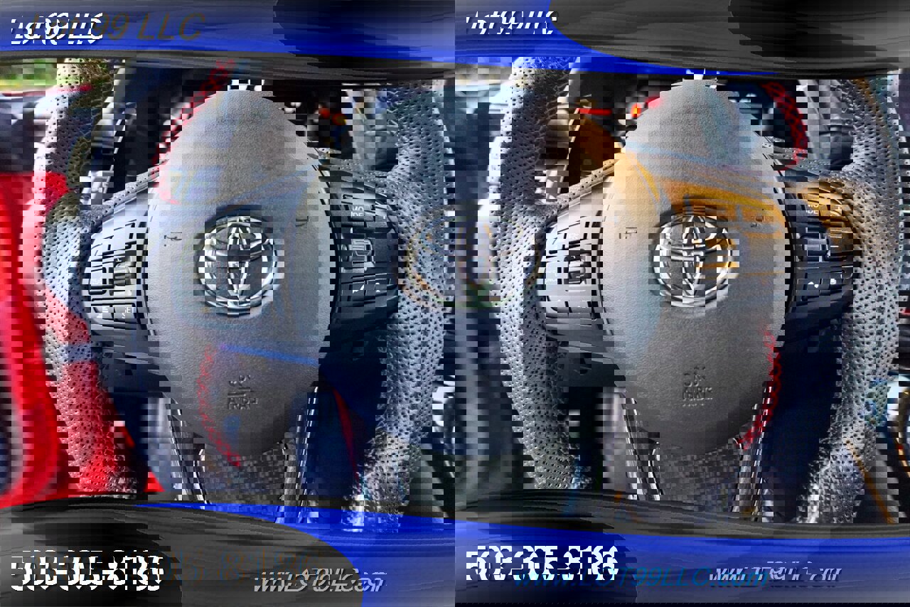 Used 2021 Toyota Supra Premium w/ Driver Assist Package RWD image 23