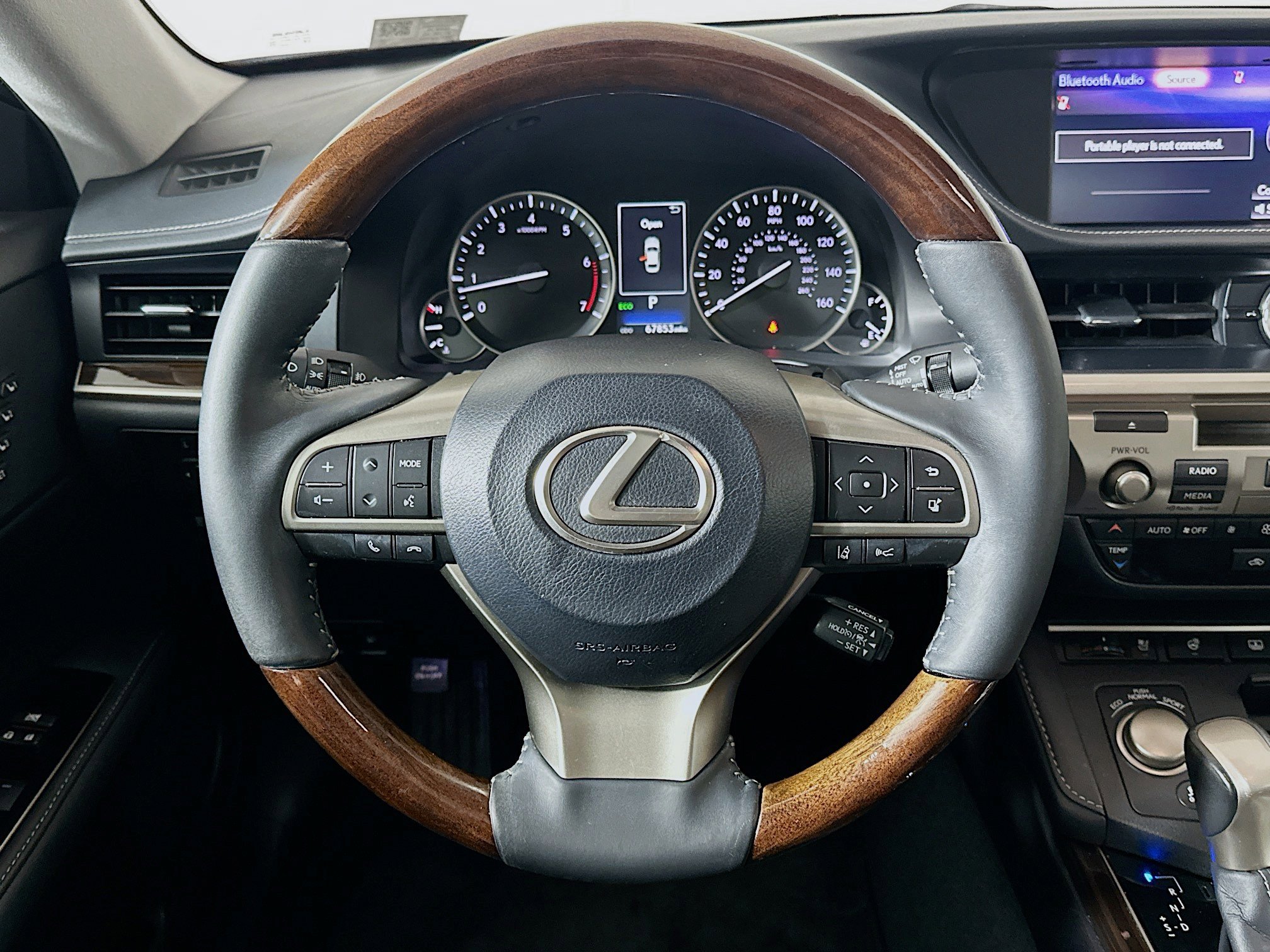 Used 2017 Lexus ES 350 w/ Luxury Package image 18