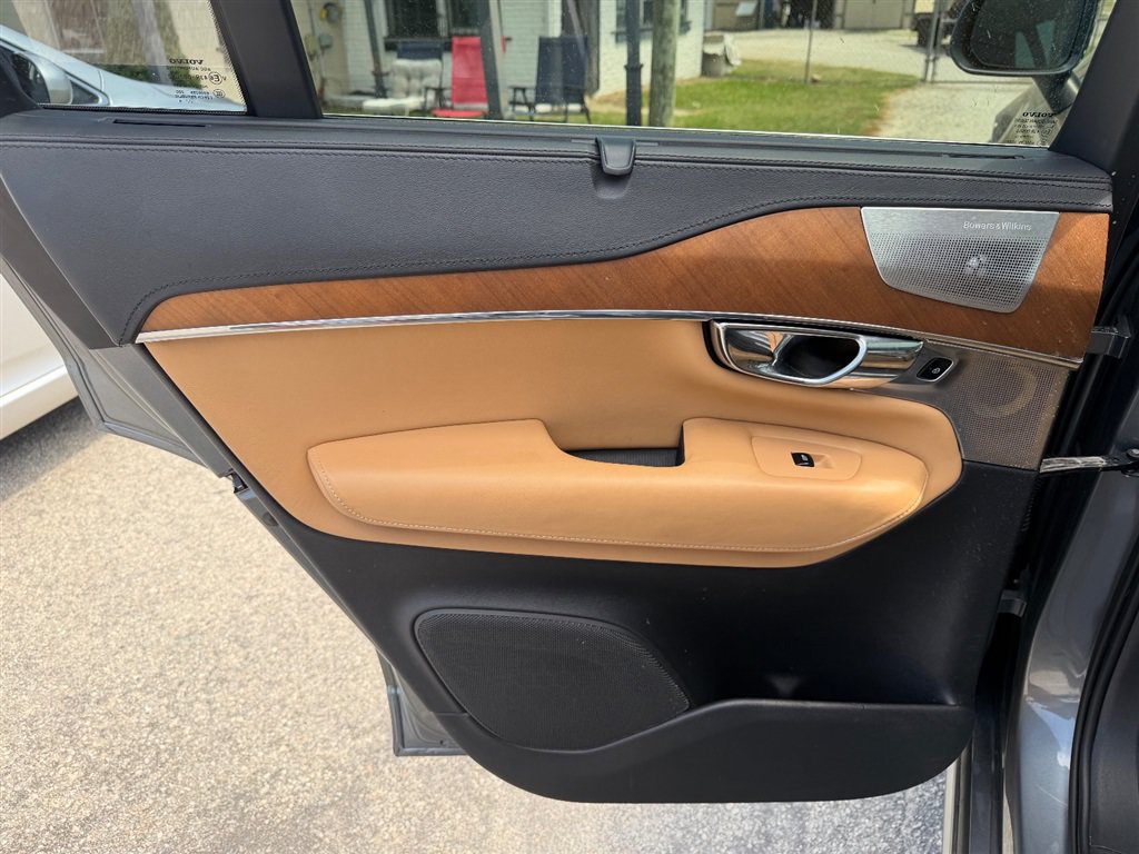 Used 2016 Volvo XC90 T6 Inscription AWD/4WD image 15