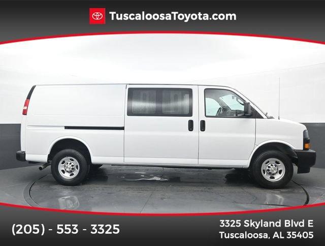 Used 2023 Chevrolet Express 2500 Extended RWD image 1