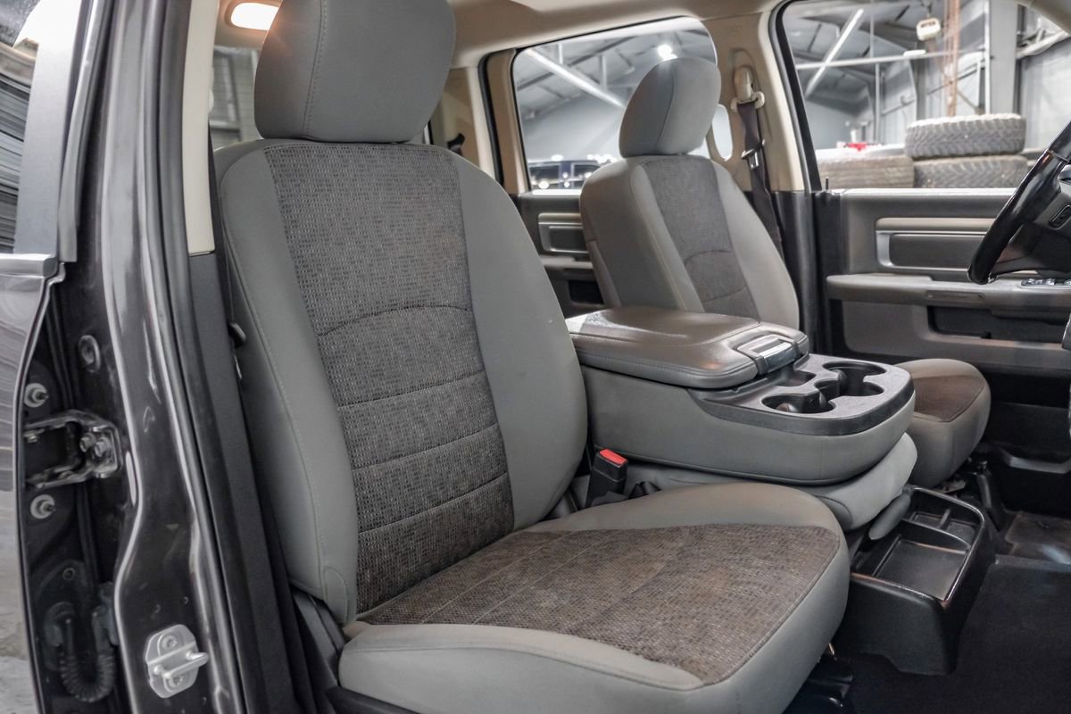 Used 2018 RAM 1500 Big Horn image 32