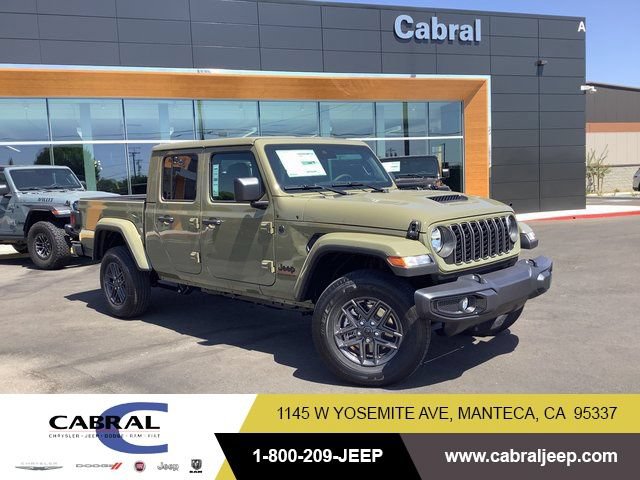 New 2025 Jeep Gladiator Sport