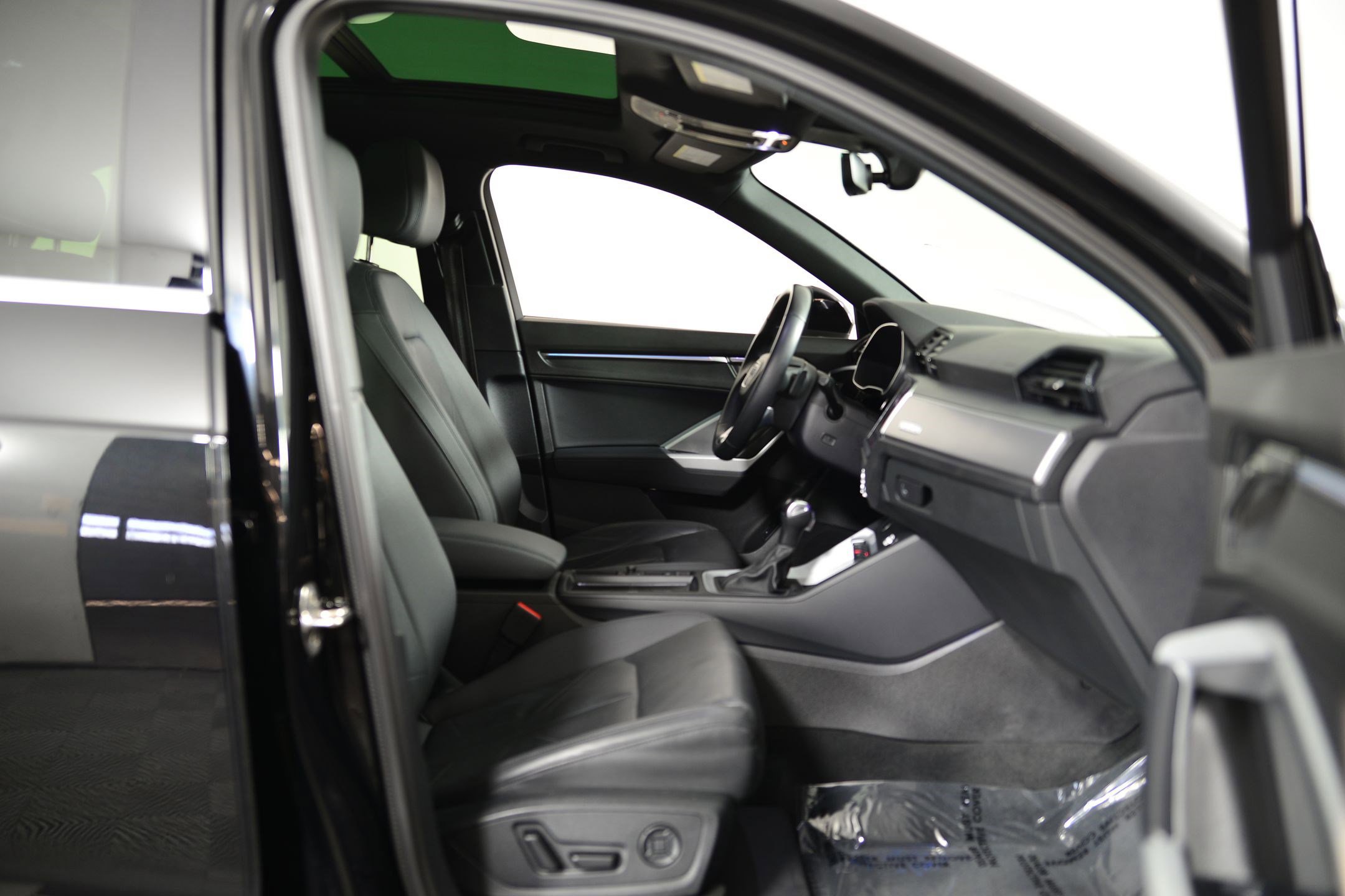 Certified 2022 Audi Q3 2.0T Premium Plus image 20