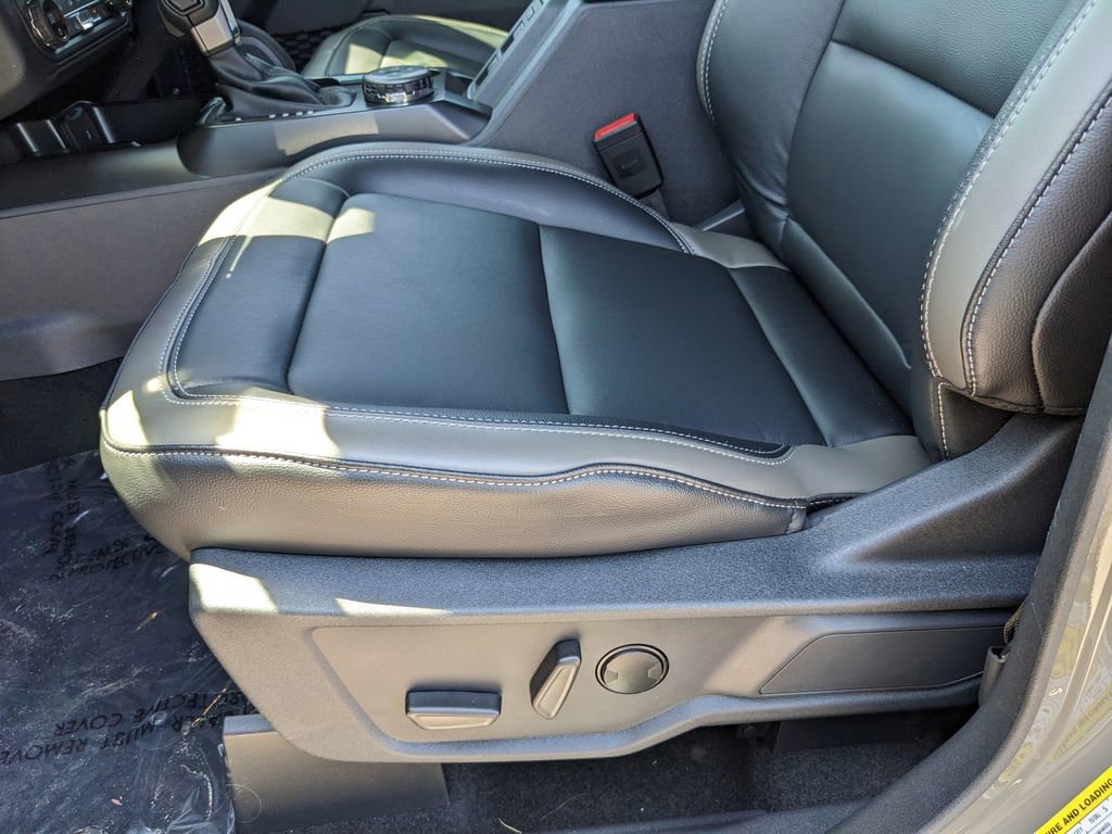 New 2025 Ford Bronco Outer Banks w/ Sasquatch Package AWD/4WD image 18